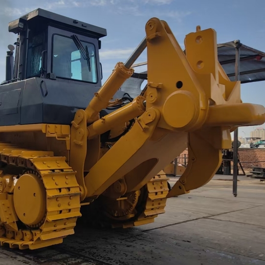 Large Bulldozer Large Bulldozer