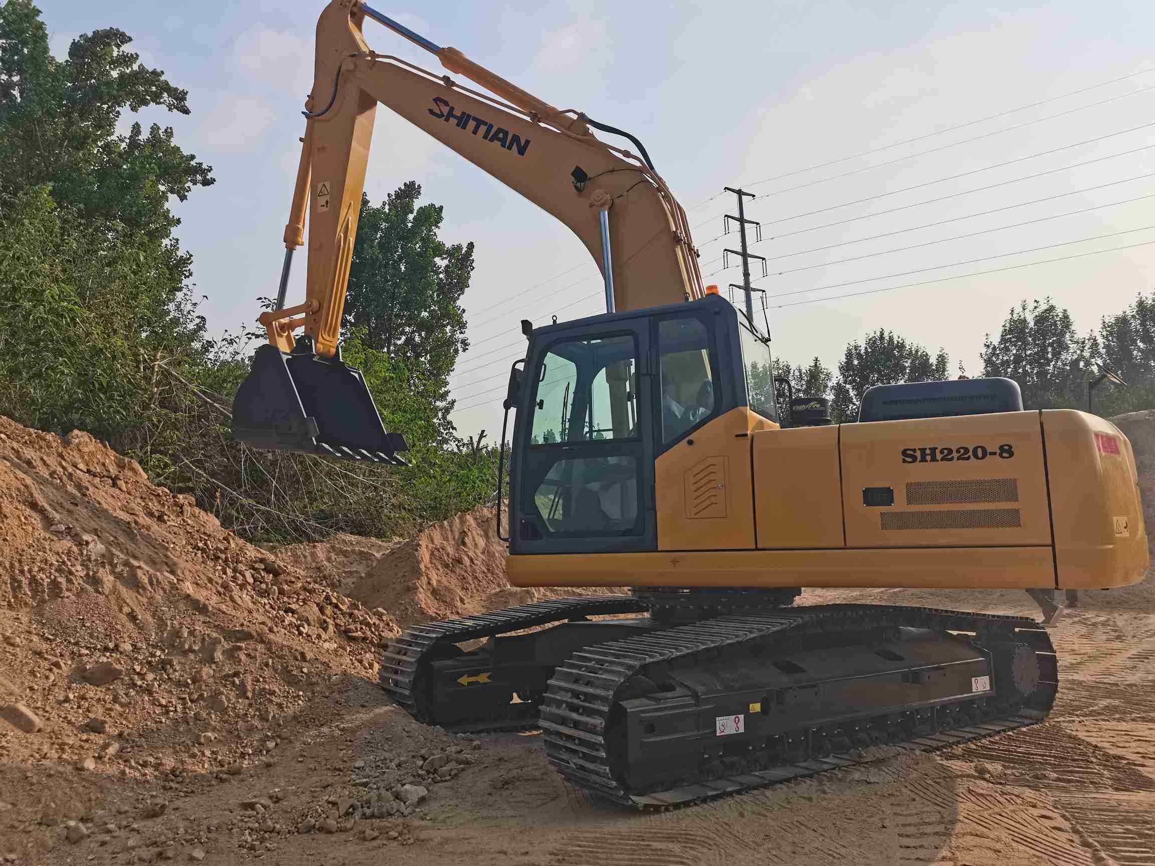 22 Ton Crawler Excavator