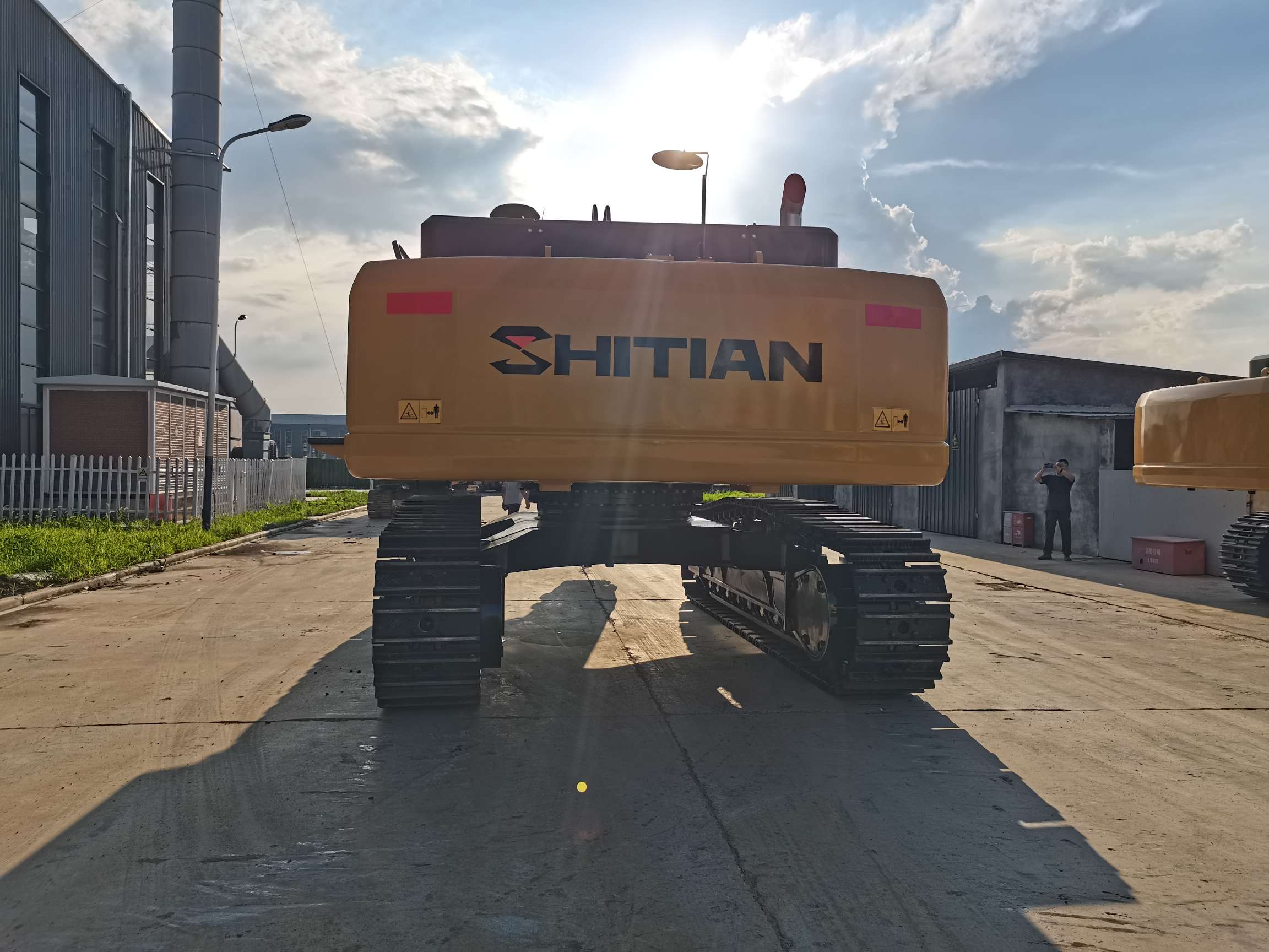 68 Ton Crawler Excavator